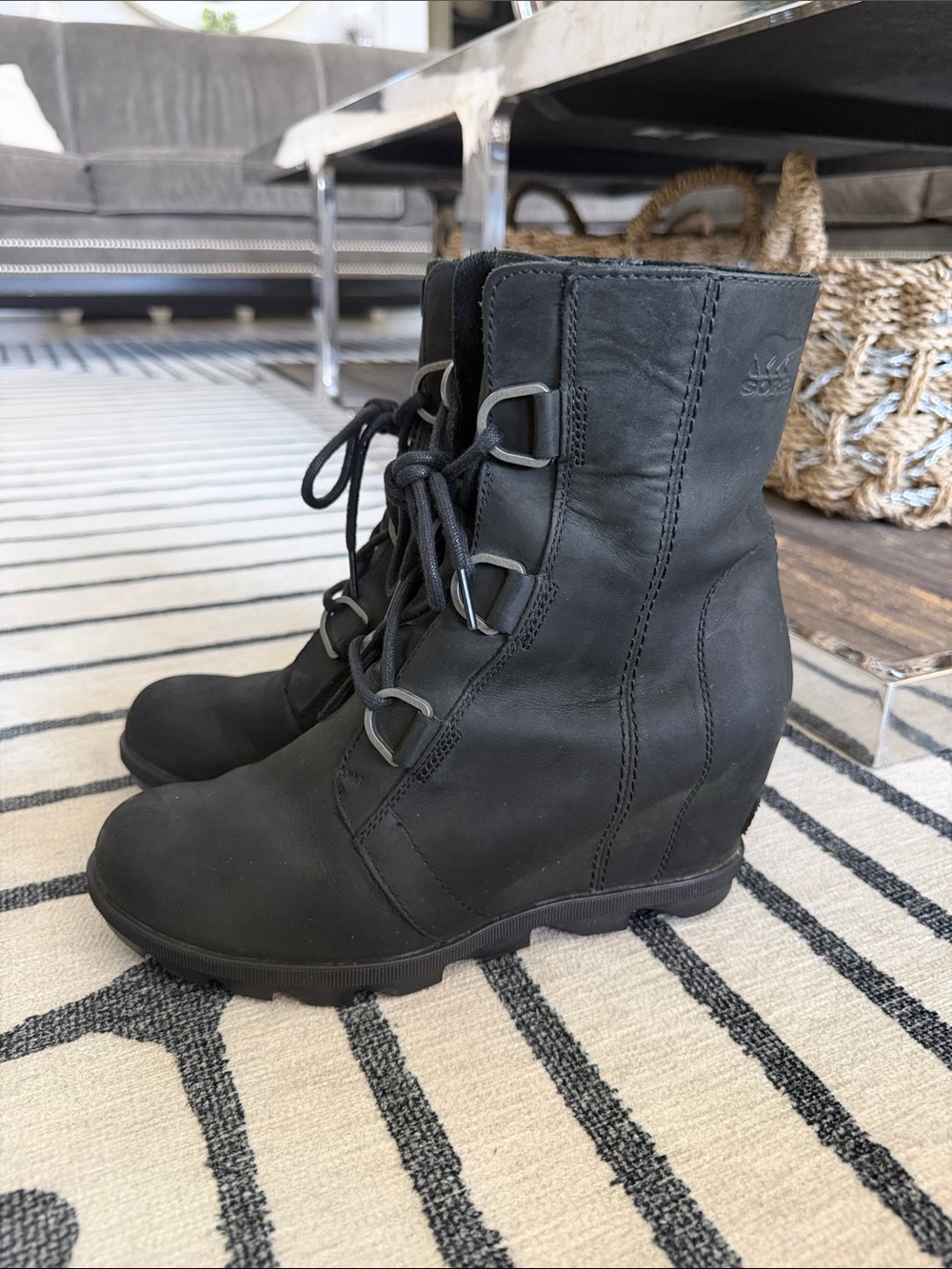 Sorel Black Lace-Up Wedge Ankle Boots - Matte Black